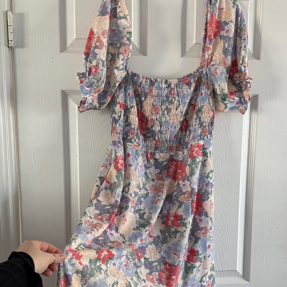 Astr Floral Puff Sleeve Midi Dress
